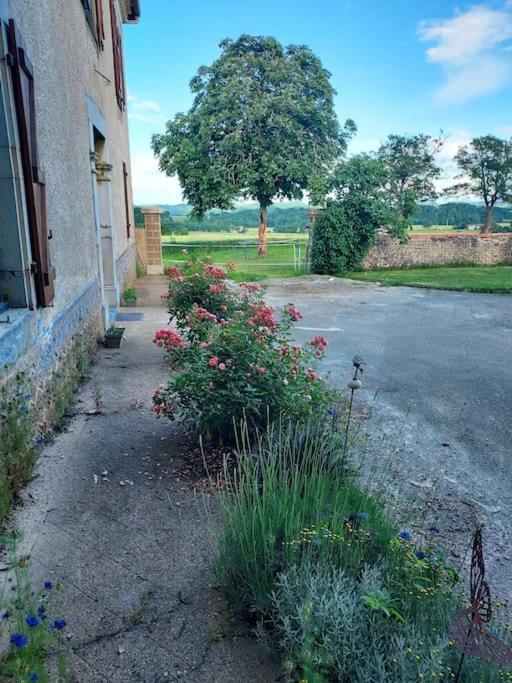 Hébergement de vacances Des Racines Et Des Reves *